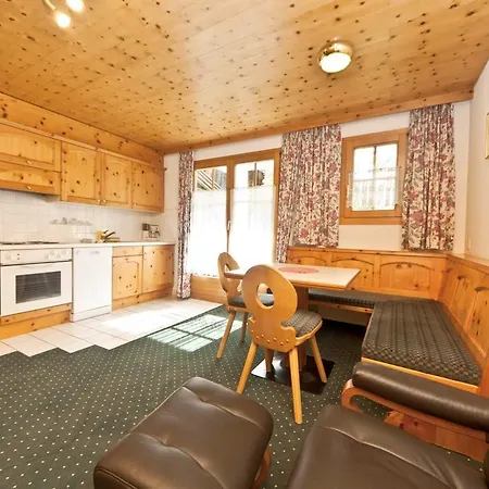 Laerchenhof Apartament *